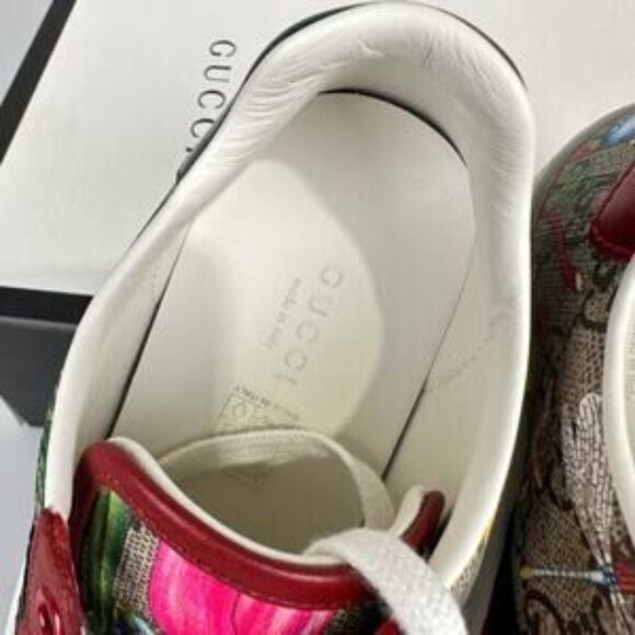 NIB Authentic Gucci flora print low-top sneakers - Picture 3 of 12